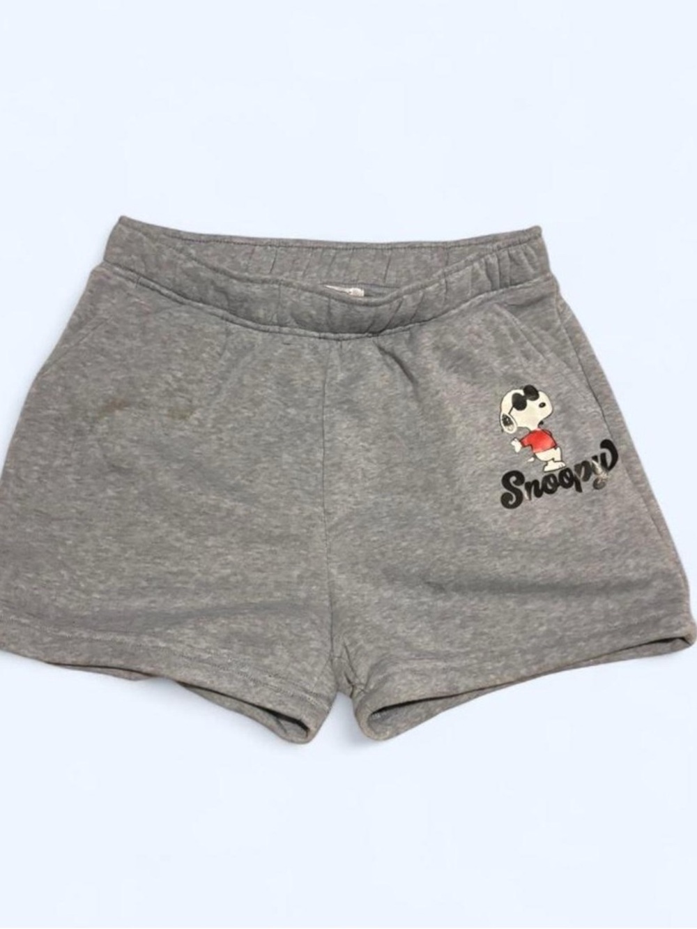 Peanuts women’s Large Gray Snoopy fleece shorts